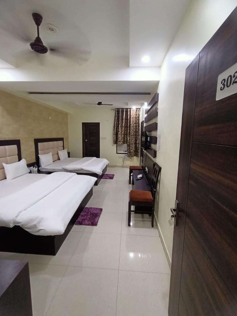 Mng Hotel Heritage Villa กานปูร์ ภายนอก รูปภาพ