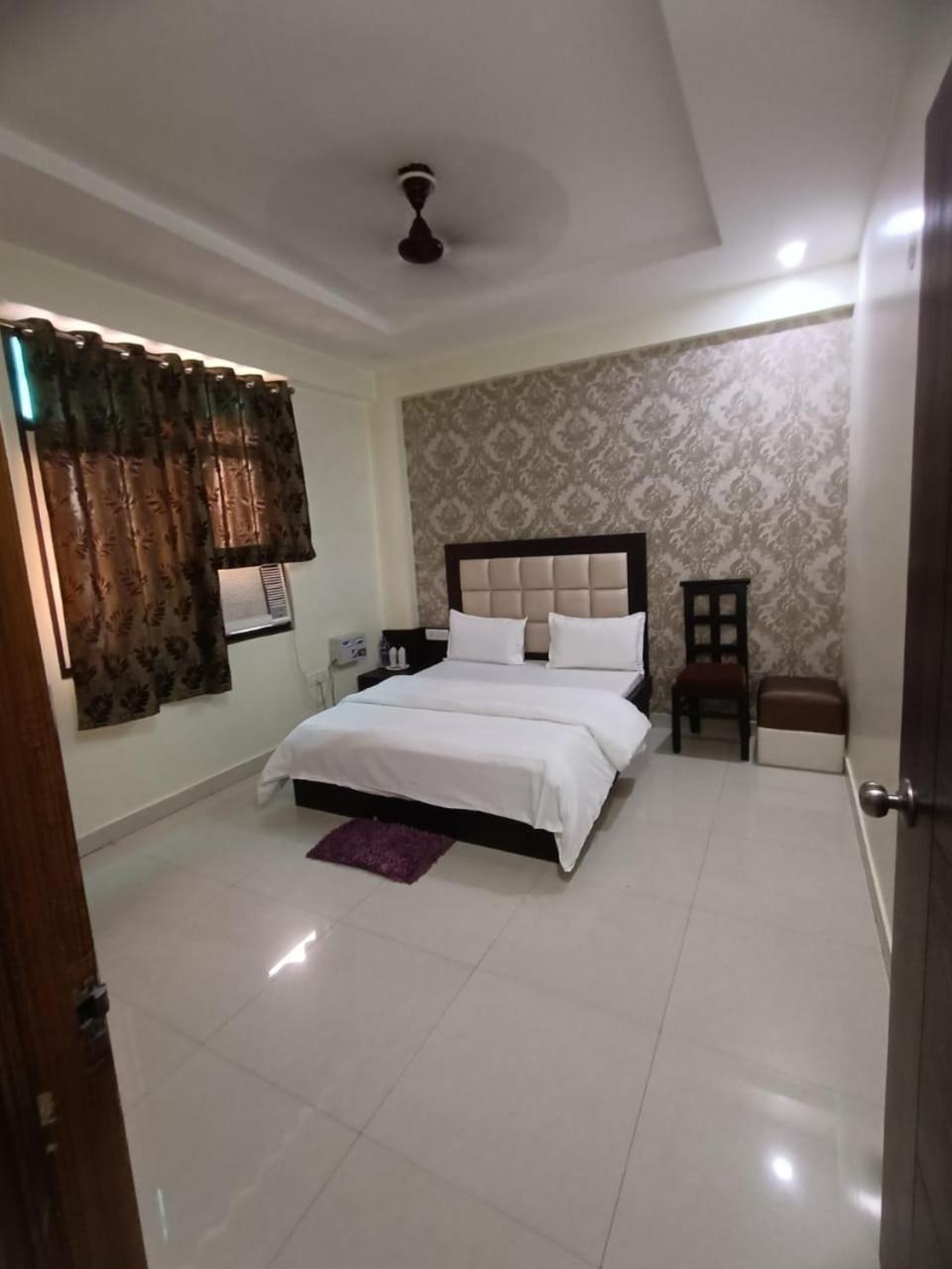 Mng Hotel Heritage Villa กานปูร์ ภายนอก รูปภาพ